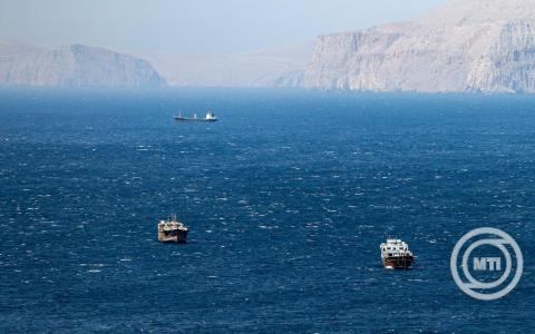 Lezárják a Hormuzi-szorost